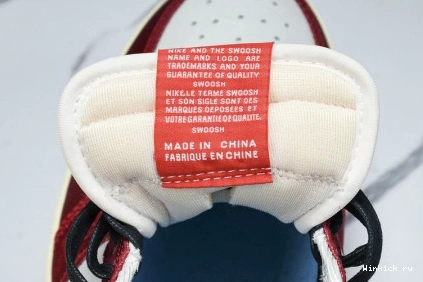 Room Home Trophy Low Jordan 1 OG Retro 1029